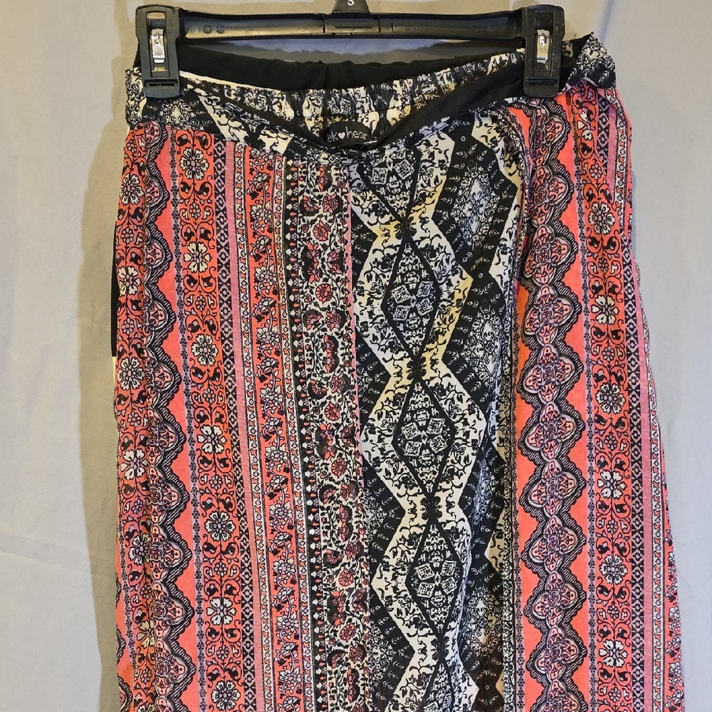 Derek Heart Patterned Maxi Skirt - Red and Black